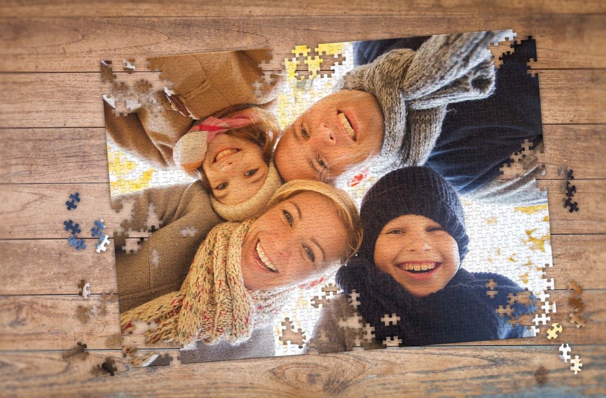 1000 piece photo puzzle of a family - custom photo puzzles | MakeYourPuzzles