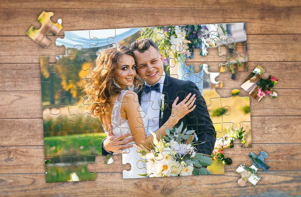Couple Puzzles Wedding moment