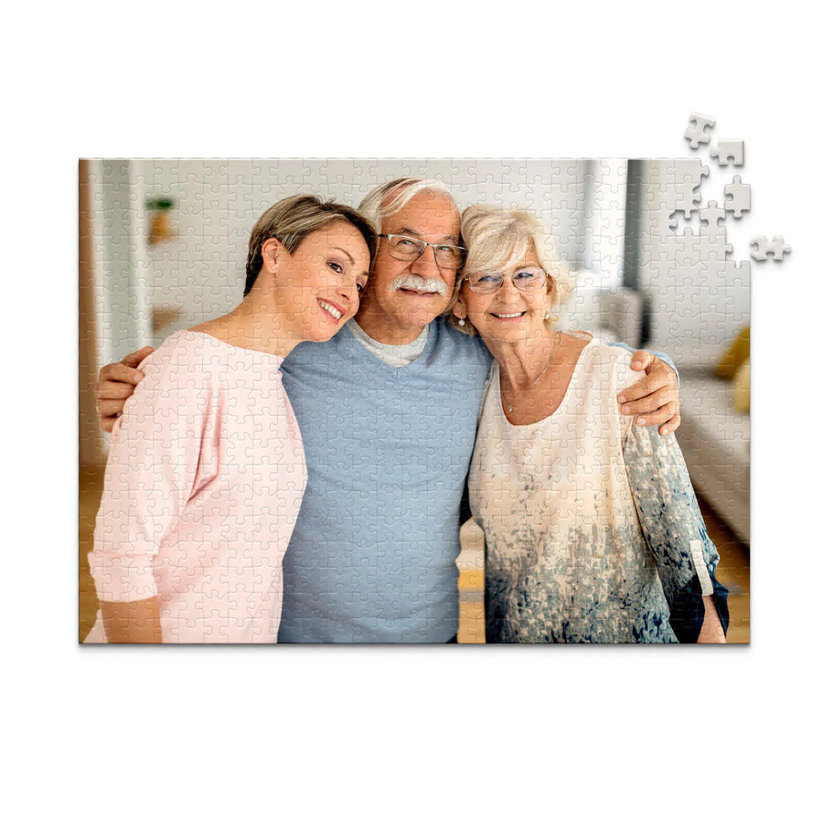 500 piece custom photo puzzle featuring a family portrait.